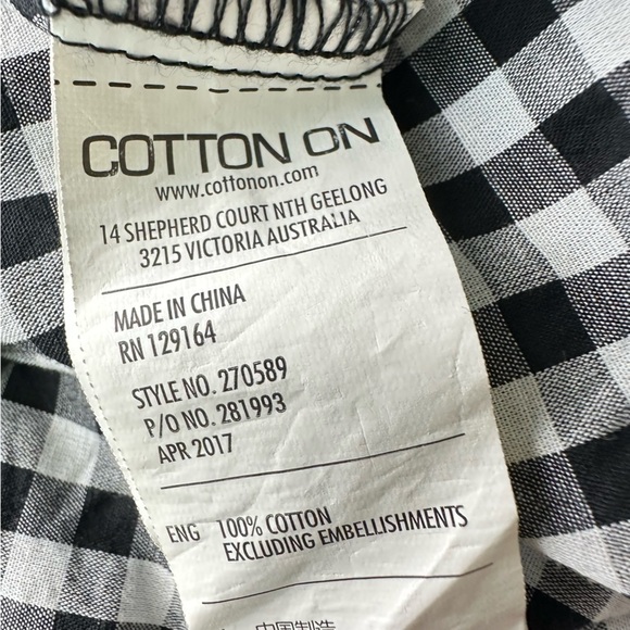 Cotton On Gingham Cold Shoulder Long Sleeve Button Down Top Size Medium - Picture 7 of 9